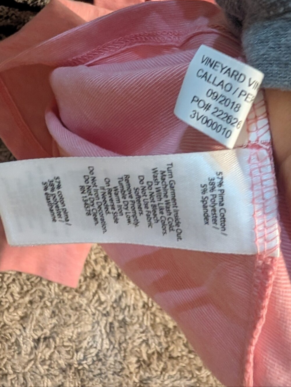 Vineyard Vines Top - Picture 2 of 6